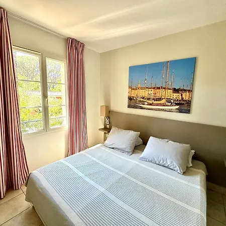 Superbe En Résidence Avec Piscine Saint-Tropez